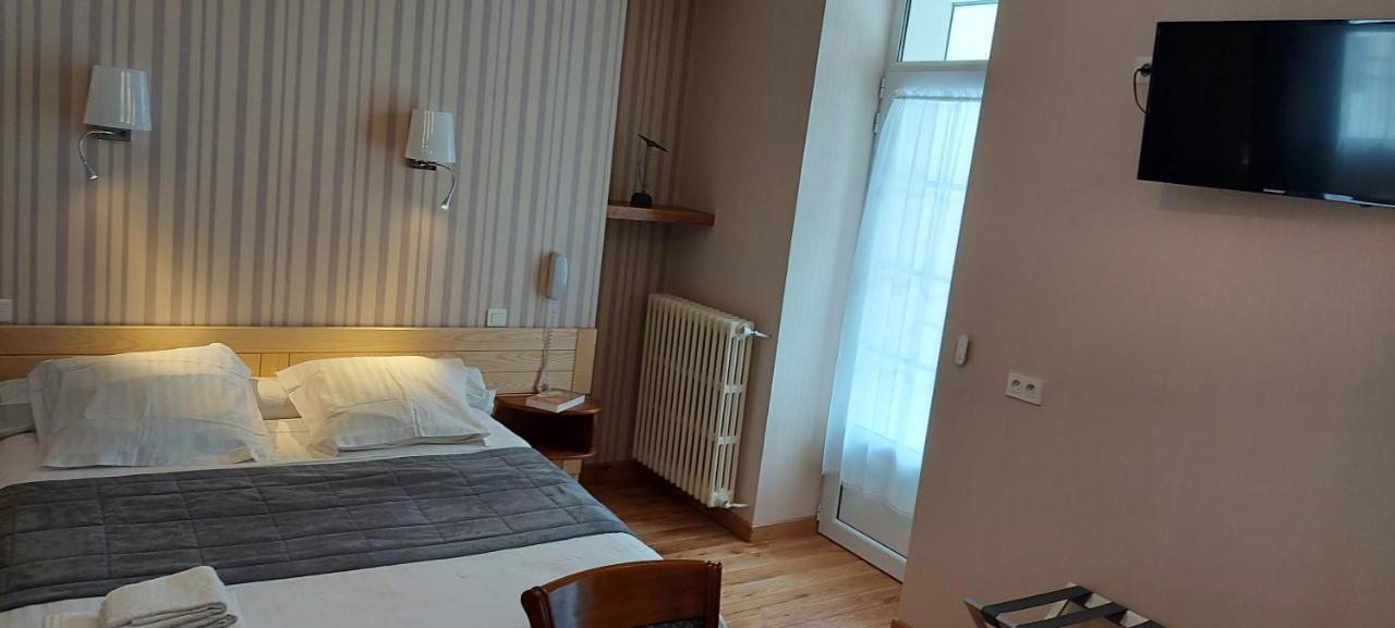 Hotel La Montagne Fleurie Barèges Esterno foto